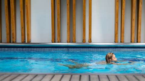 Accommodation - Hotel Ponta Delgada - Pool view