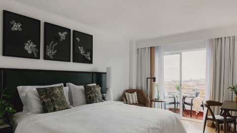 Accommodation - Hotel Ponta Delgada - Guest room