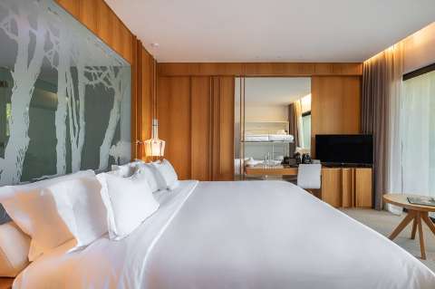 Guest room
