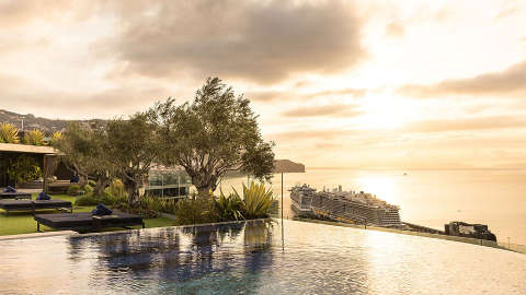 The Leading Hotels of the World