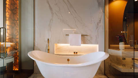 The Leading Hotels of the World