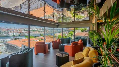 Accommodation - Hilton Porto Gaia - Bar/Lounge