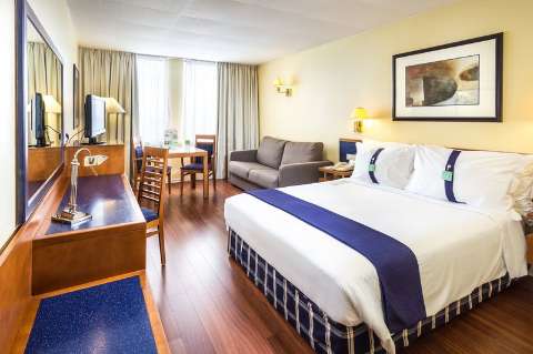 Accommodation - Holiday Inn LISBOA by IHG - Guest room - Lisbon