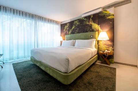 Accommodation - DoubleTree Lisbon - Fontana Park - Guest room - Lisbon Coast