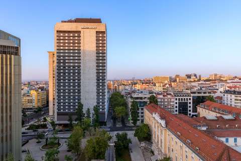 Hébergement - Sheraton Lisboa Hotel and Spa - Vue de l'extérieur - Lisbon