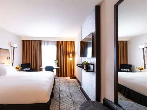 Guest room