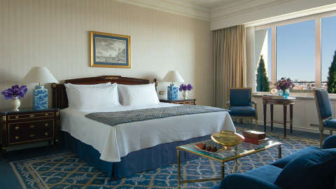 Accommodation - Four Seasons Hotel Ritz - Guest room - Lisbon