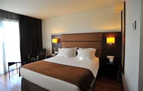 Accommodation - Axis Porto Business & SPA Hotel - Guest room - Matosinhos