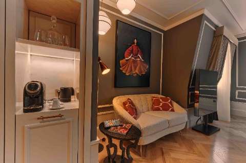Guest room