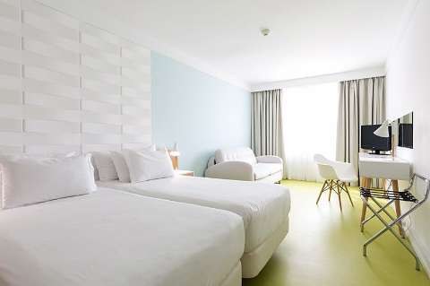 Accommodation - Legendary Porto Hotel - Guest room - OPORTO