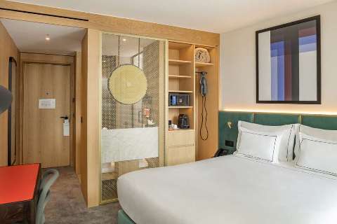 Accommodation - Arts Hotel Porto  Tapestry Collection by Hilton - Guest room - Porto