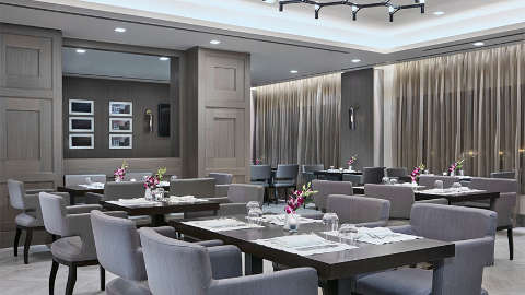 Accommodation - InterContinental Hotels DOHA BEACH & SPA - Bar/Lounge