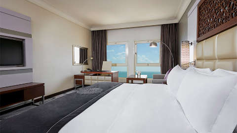 Accommodation - InterContinental Hotels DOHA BEACH & SPA - Guest room