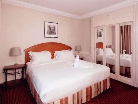 Guest room