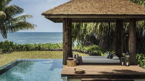 Accommodation - Four Seasons Resort Seychelles at Desroches Island - Seychelles