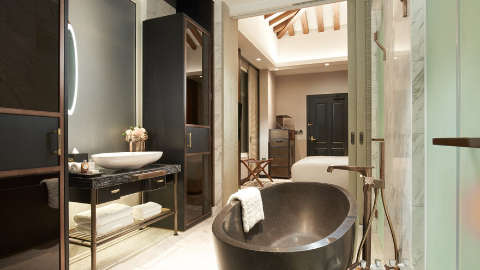 Guest room