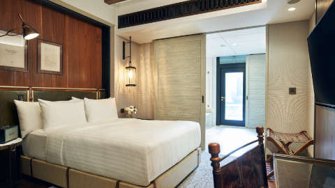Guest room