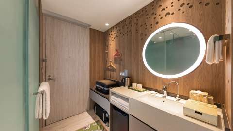 Guest room