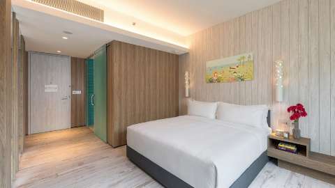 Guest room