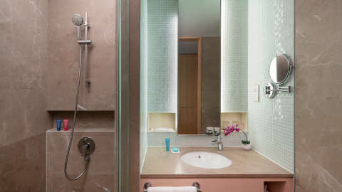 Guest room