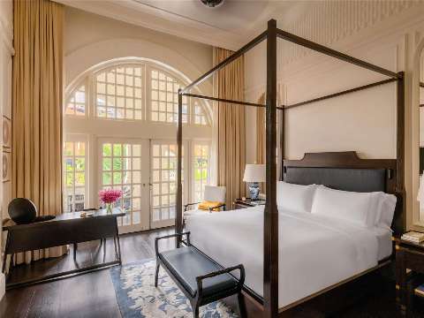 Guest room