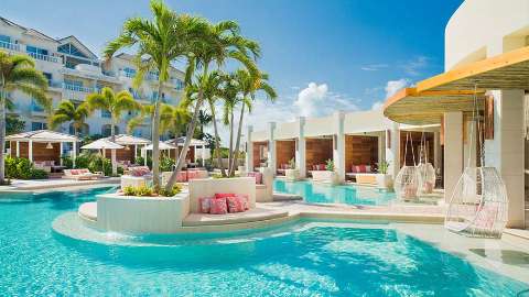 Accommodation - The Shore Club - Pool view - Providenciales