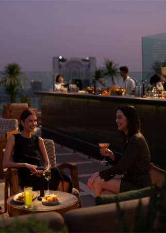Accommodation - Dusit Thani Bangkok - Bar/Lounge