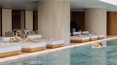 Accommodation - Dusit Thani Bangkok - Pool view