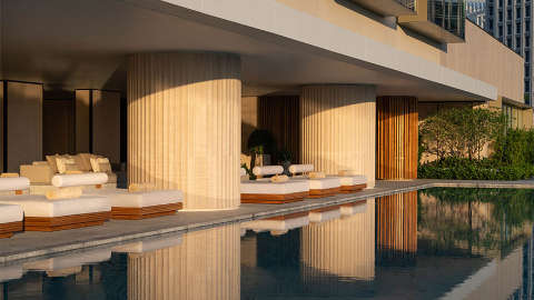 Accommodation - Dusit Thani Bangkok - Pool view