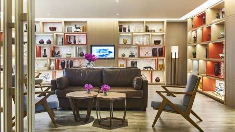 Accommodation - Amari Bangkok - Lobby view