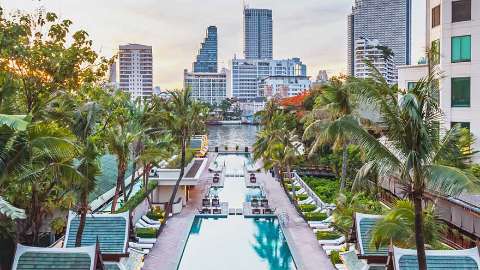 Accommodation - The Peninsula Bangkok  - Pool view - Bangkok