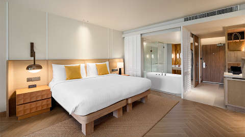 Guest room