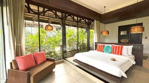 Guest room
