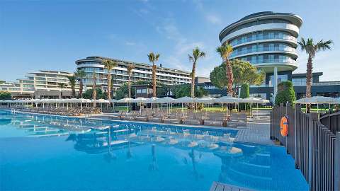 Acomodação - Voyage Belek Golf & Spa - Vista para a Piscina - Antalya