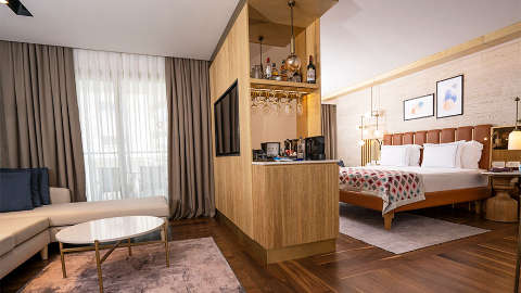 Guest room