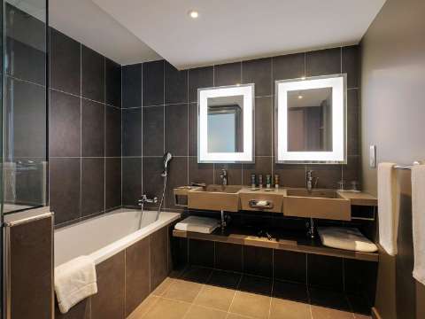 Accommodation - Novotel Istanbul Bosphorus - Guest room - ISTANBUL
