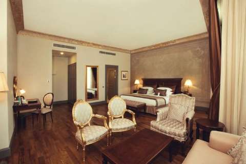 Accommodation - Palazzo Donizetti Hotel - Guest room - TAKSIM/ISTANBUL