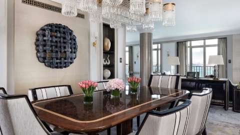 Accommodation - The Peninsula Istanbul - Guest room - Istanbul