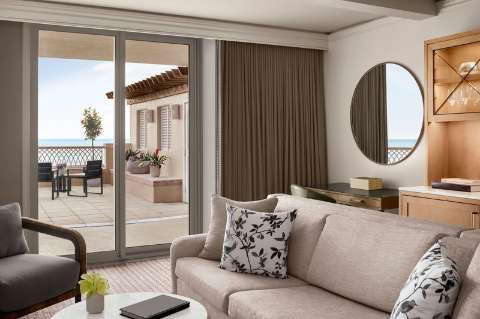 Carlton, Amelia Island