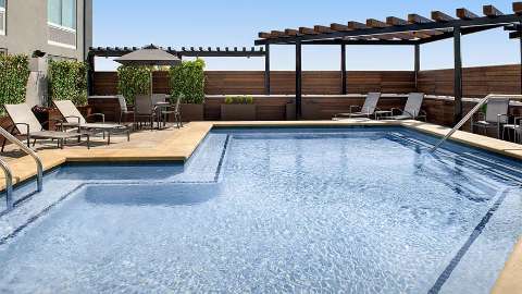 Accommodation - Fairfield By Marriott Inn & Suites Nashville Near Vanderbilt - Pool view - Nashville