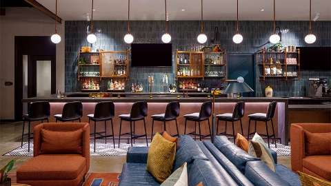 Bar/Lounge