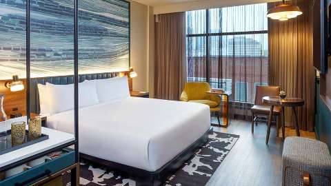 Guest room