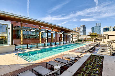 Accommodation - Omni Nashville Hotel - Pool view - Nashville