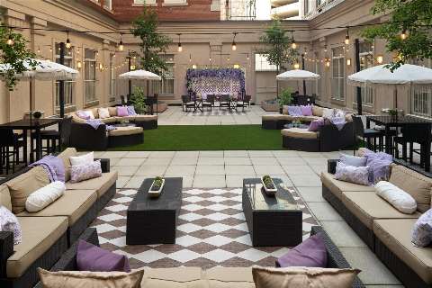 Accommodation - DoubleTree by Hilton Boston - Downtown - Exterior view - Boston