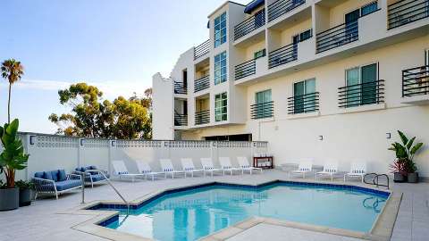 Accommodation - Hilton Garden Inn Dana Point Doheny Beach - Pool view - Los Angeles