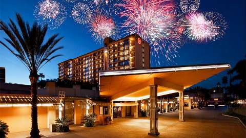 Accommodation - Sheraton Park Hotel At The Anaheim Resort - Exterior view