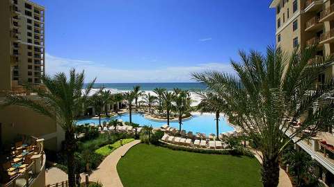 Accommodation - Sandpearl Resort - Pool view - Clearwater, Florida