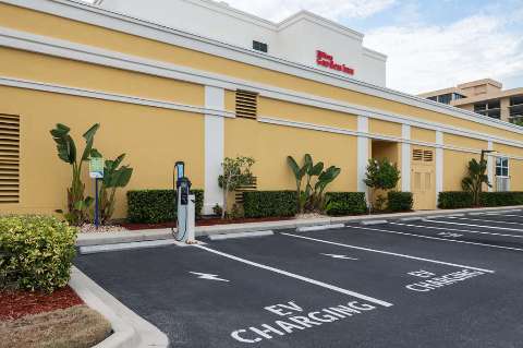 Accommodation - Hilton Garden Inn Daytona Beach Oceanfront - Exterior view - Daytona Beach