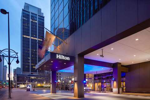 Unterkunft - Hilton Denver City Center - Außenansicht - Denver