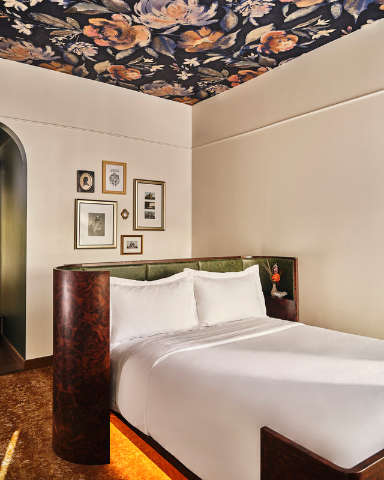 Accommodation - The Crawford Hotel - Guest room - Denver